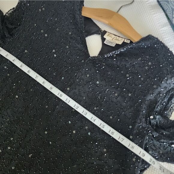 TAN CHHO SILK vintage embellish beads and sequins tunic style blouse - Picture 11 of 13